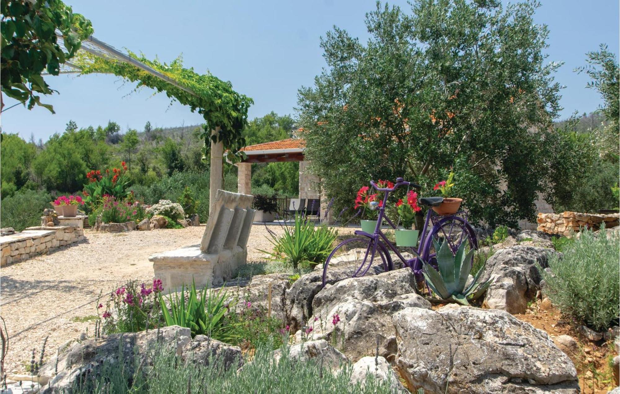 Awesome Home In Smokvica With Kitchen Smokvica (Korcula) Exterior foto