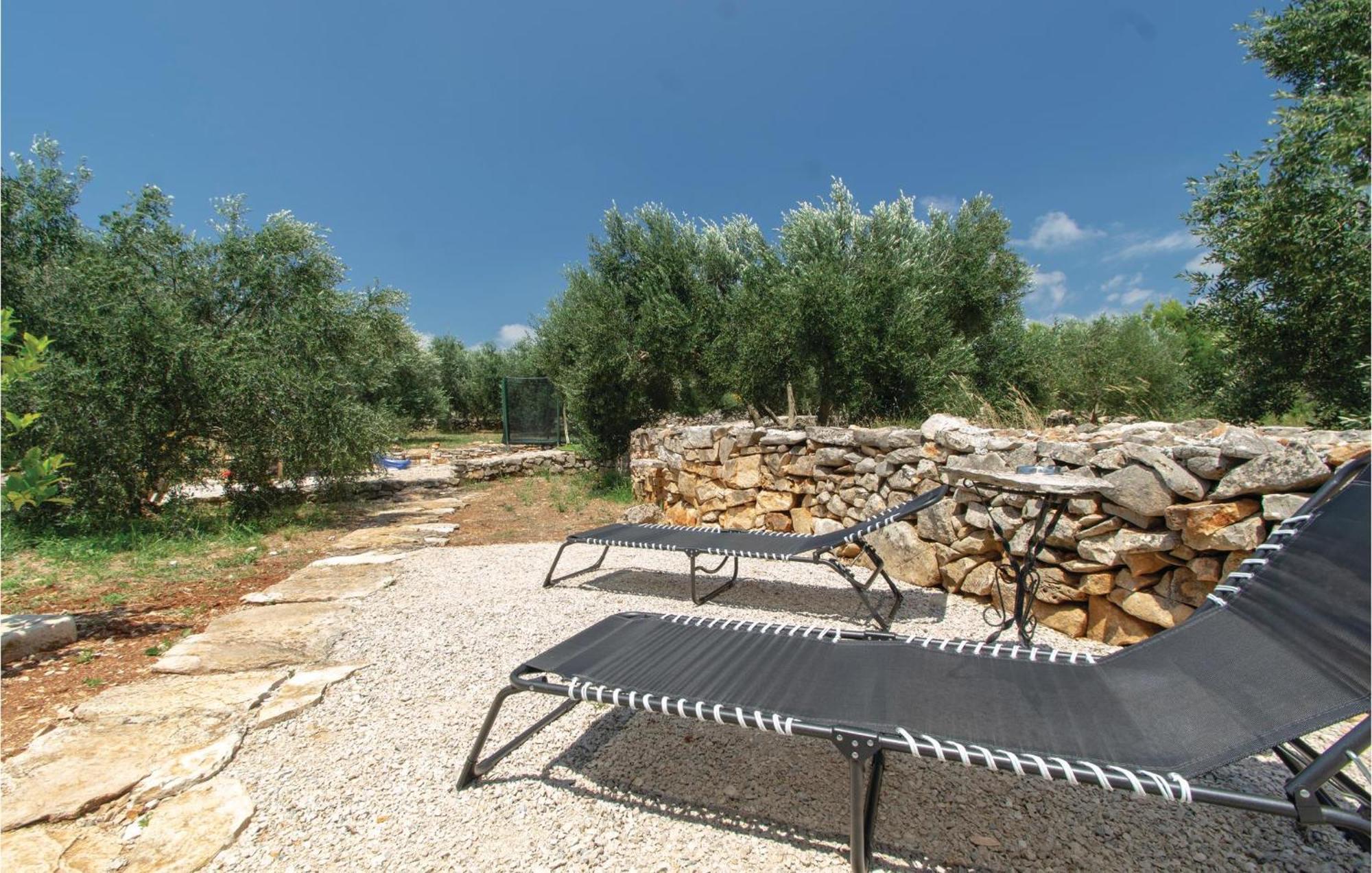 Awesome Home In Smokvica With Kitchen Smokvica (Korcula) Exterior foto